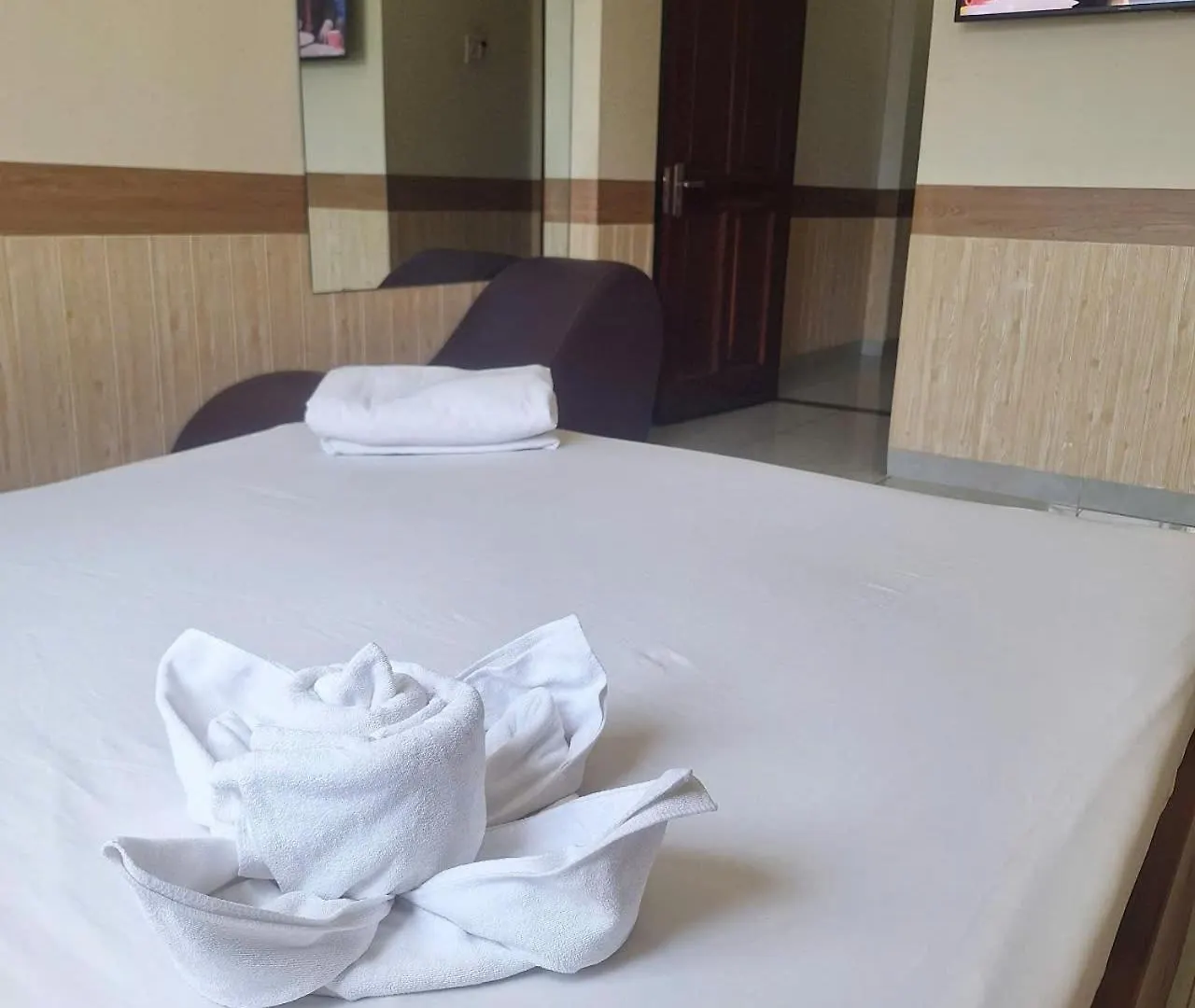 Khach San Damry Hotel Ho Chi Minh City Vietnam