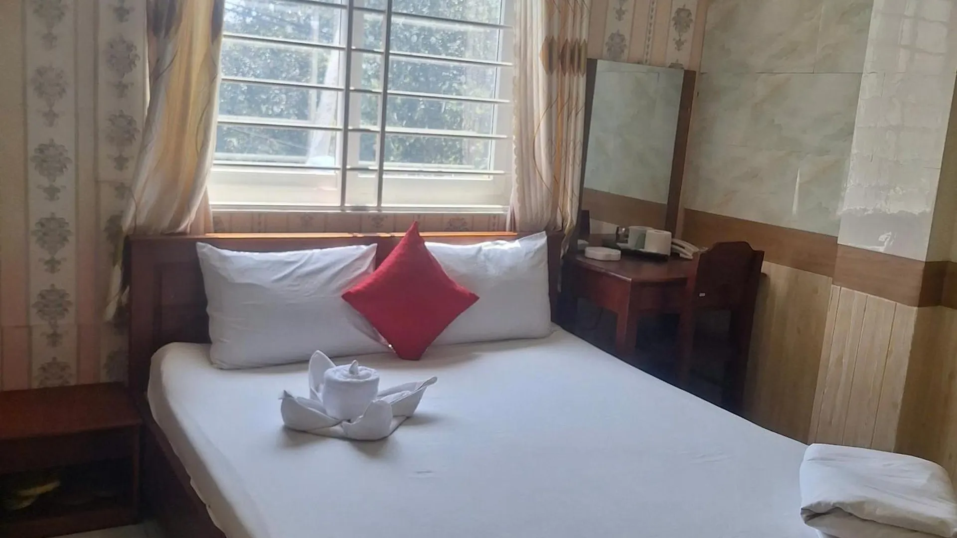 Khach San Damry Hotel Ho Chi Minh City 0*,